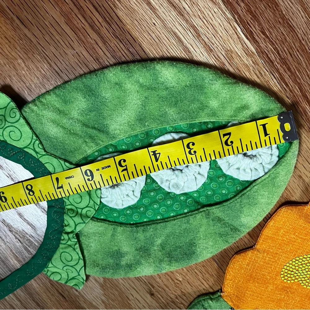 N/A adorable green